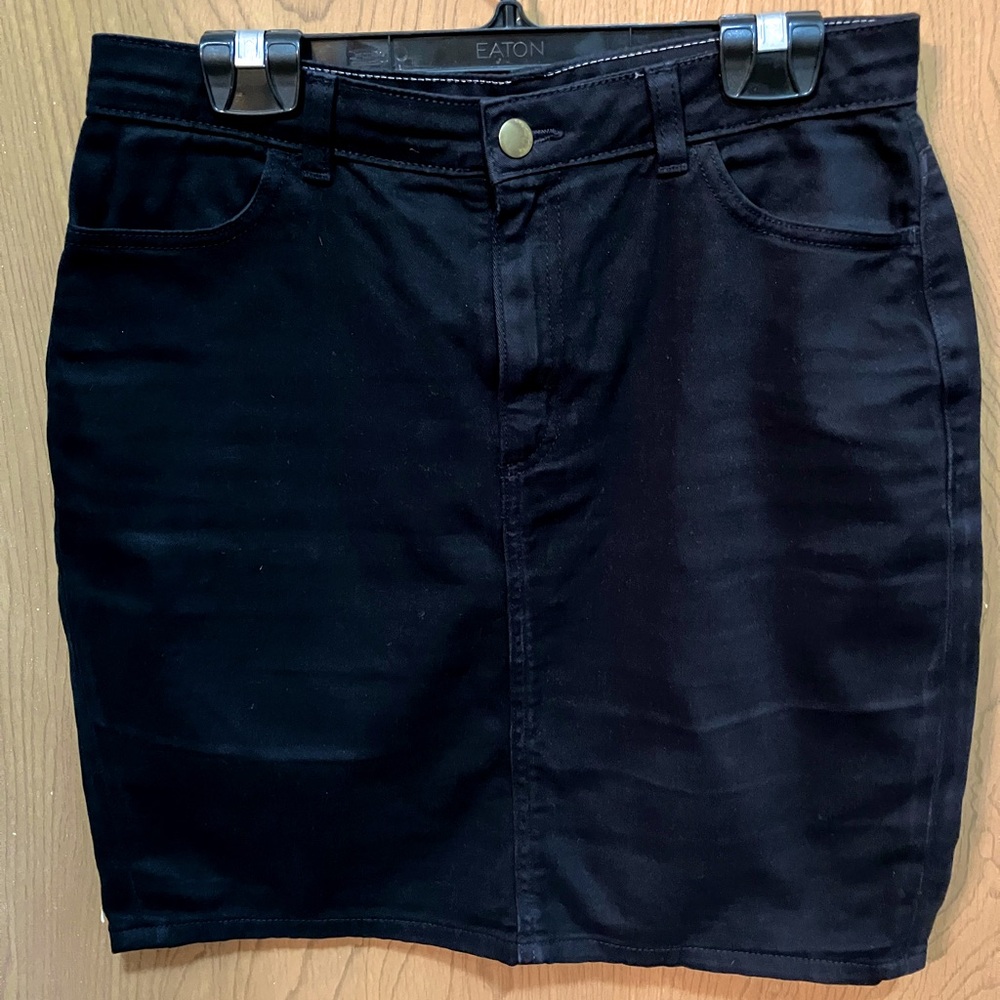 Preloved AmAp black skirt, women’s medium